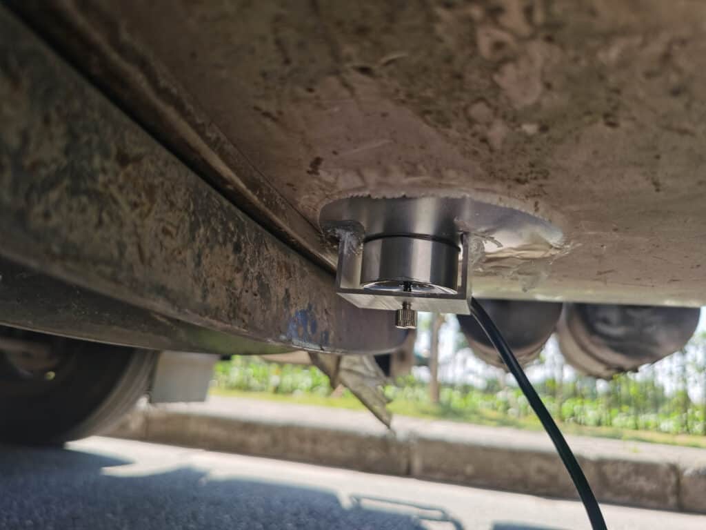 Ultrasonic Oil Level Sensor Application