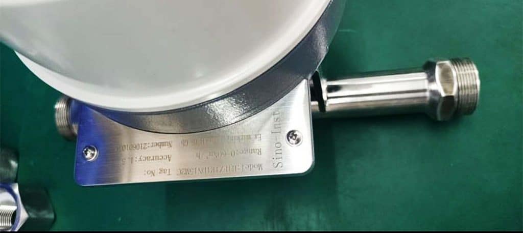 Metal tube rotameter with transmitter 2