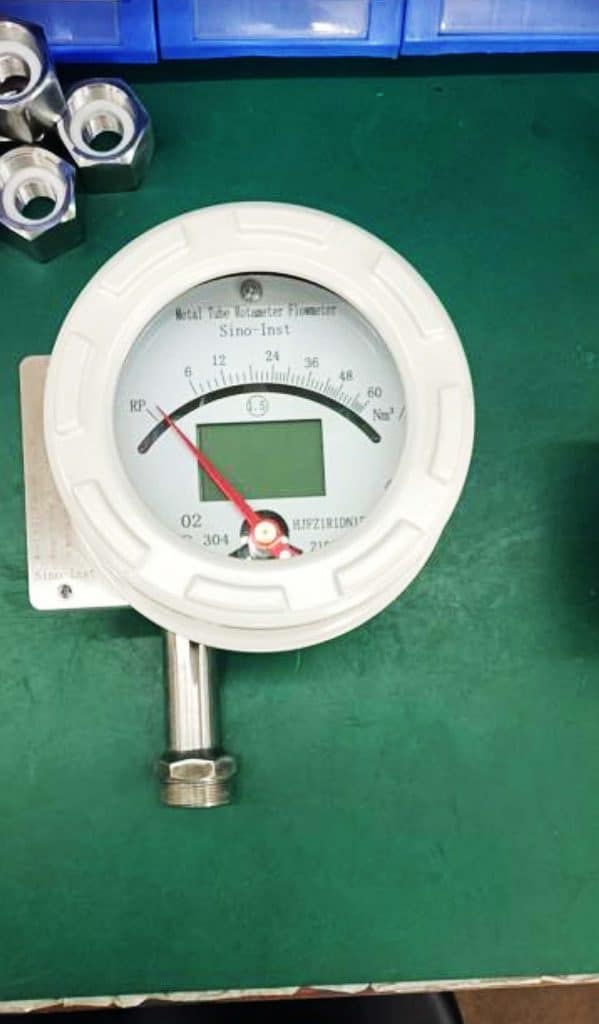 Metal tube rotameter with transmitter 3