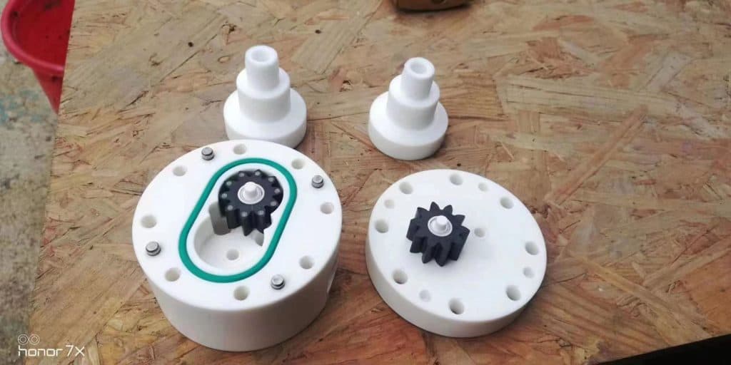 PTFE gear flow meter 2